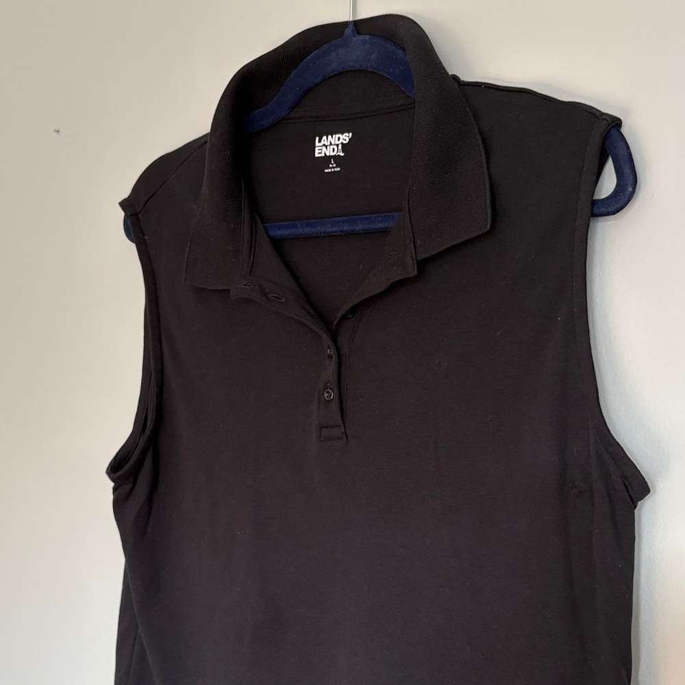 Lands' End Women's Black sleeveless collared tee